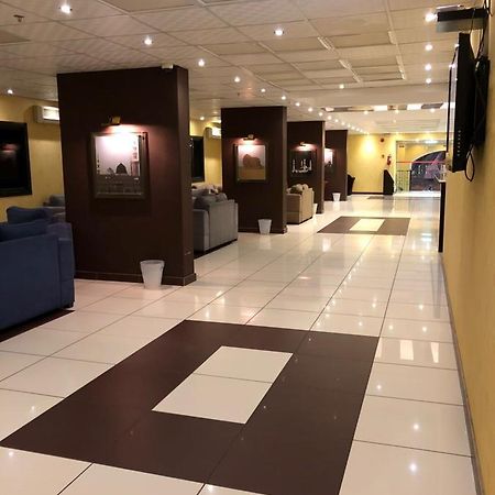 Al Meknan Furnished Units Aparthotel Μεδίνα Εξωτερικό φωτογραφία